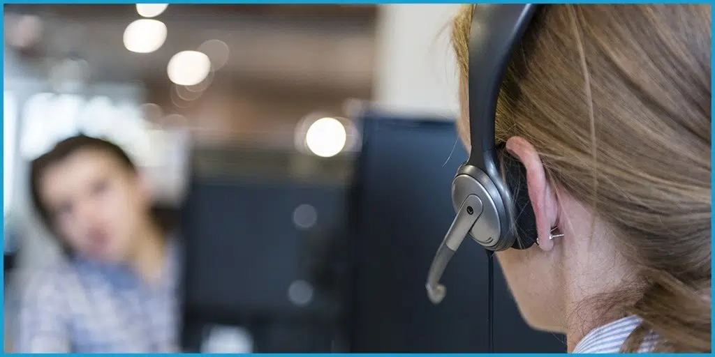 Answering services vs virtual receptionist services